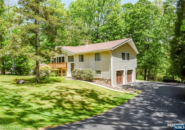 Homes for sale in West Milford, NJ | 98 Gould Rd, West Milford, NJ 07435 | MLS# 26019785
