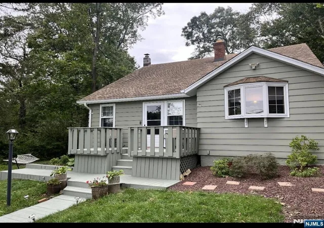 Homes for sale in Ringwood, NJ | 43 Bellot Rd, Ringwood, NJ 07456 | MLS# 26019812