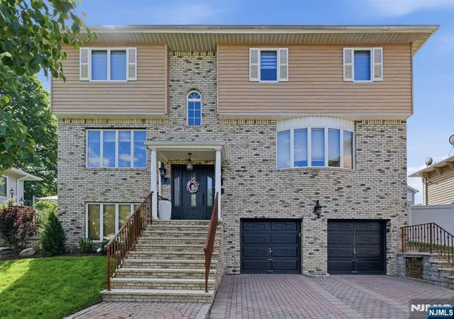 Homes for sale in North Arlington, NJ | 54 William St, North Arlington, NJ 07031 | MLS# 26019814