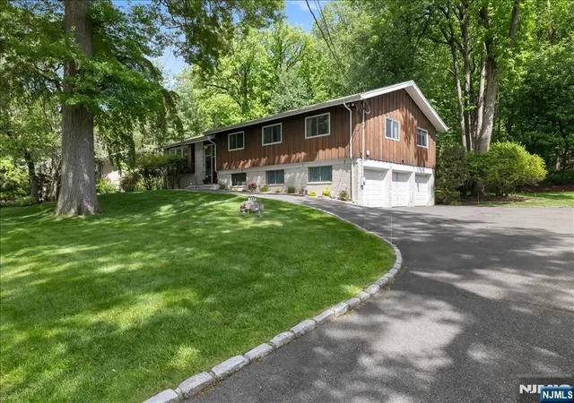 4th image of 401 Cumberland St, Englewood, NJ 07631 | MLS# 26019829