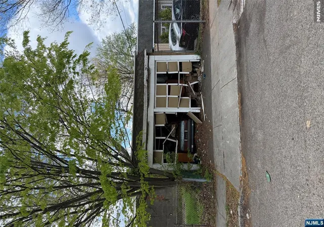 3rd image of 39 Columbus St, Bloomfield, NJ 07003 | MLS# 26019840