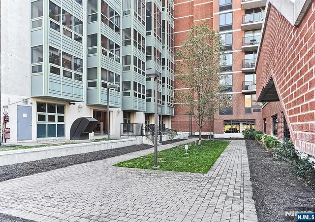Homes for sale in Jersey City, NJ | 689 Luis Munoz Marin Boulevard, Jersey City, NJ 07310 | Houzeo