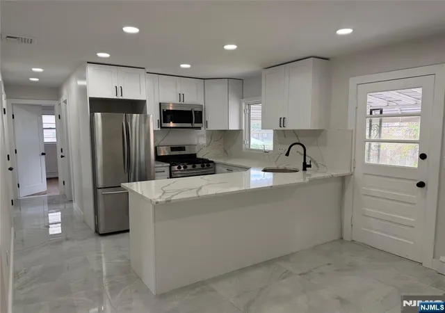 4th image of 310 Passaic Ave, Carlstadt, NJ 07072 | MLS# 26019866
