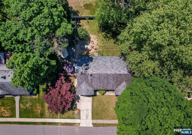 4th image of 559 Herrmann Ave, River Vale, NJ 07675 | MLS# 26019916