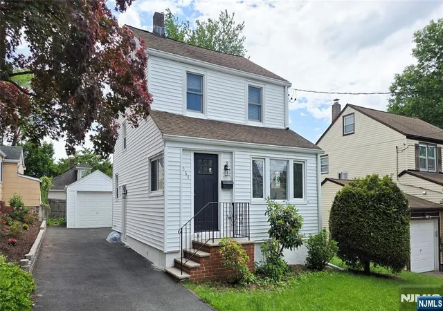 Homes for sale in Teaneck, NJ | 564 Maple Ave, Teaneck, NJ 07666 | MLS# 26019926