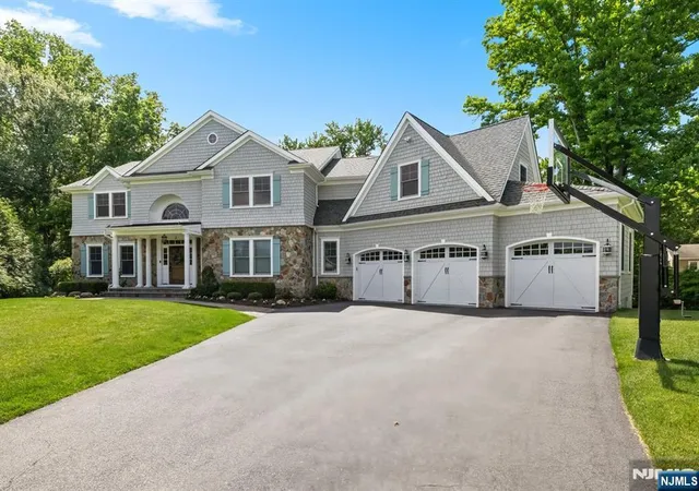 1st image of 2 Weimer Ct, Allendale, NJ 07401 | MLS# 26019934