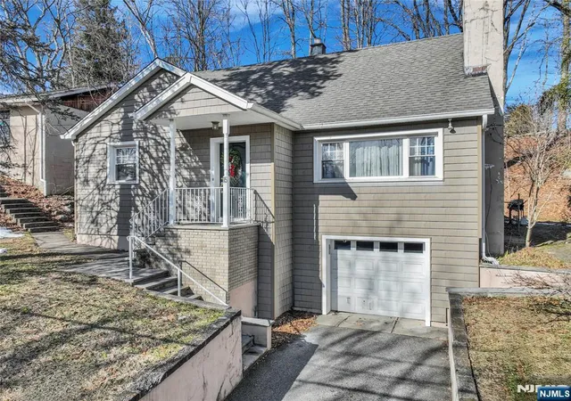29th image of 15 High Mountain Rd, Oakland, NJ 07436 | MLS# 26019960