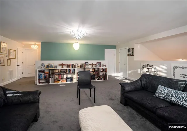Listing Photo 2 - Condo for sale in building located at 6 Westminster Wy, Pomona, NY 10970