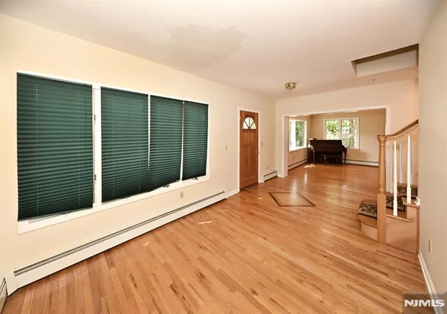 Homes for sale in Wyckoff, NJ | 50 Midland Ave, Wyckoff, NJ 07481 | MLS# 26020033
