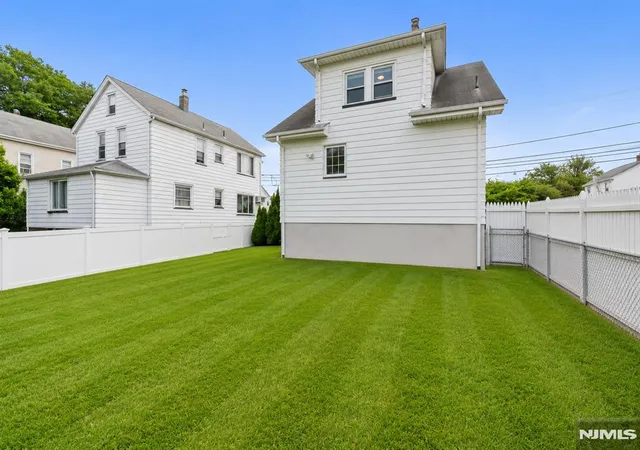 39th image of 62 Vreeland Ave, Clifton, NJ 07011 | MLS# 26020047