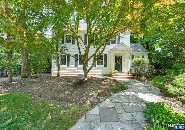 Homes for sale in Glen Rock, NJ | 183 Harding Rd, Glen Rock, NJ 07452 | MLS# 26020054