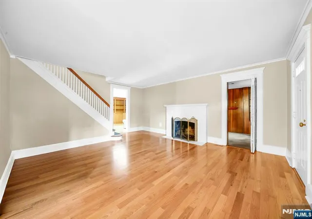 3rd image of 183 Harding Rd, Glen Rock, NJ 07452 | MLS# 26020054