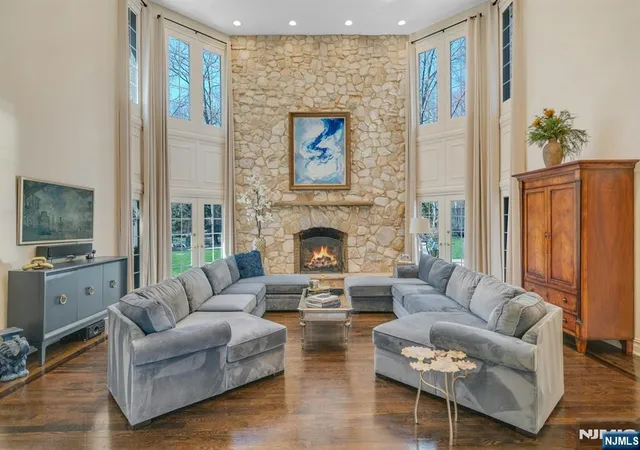 Homes for sale in Saddle River, NJ | 31 Burning Hollow Rd, Saddle River, NJ 07458 | MLS# 26020075