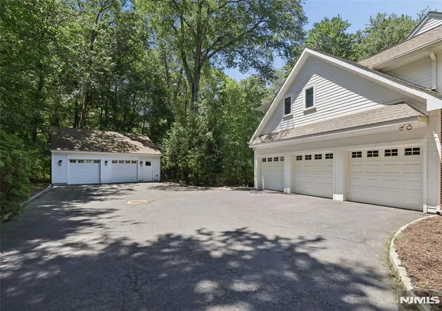 Homes for sale in Demarest, NJ | 27 Duane Ln, Demarest, NJ 07627 | MLS# 26020121