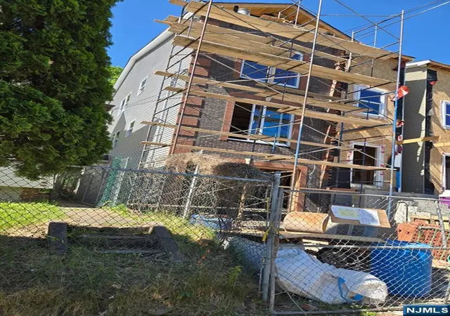 2nd image of 14 Cliff St, Newark, NJ 07106 | MLS# 26020159