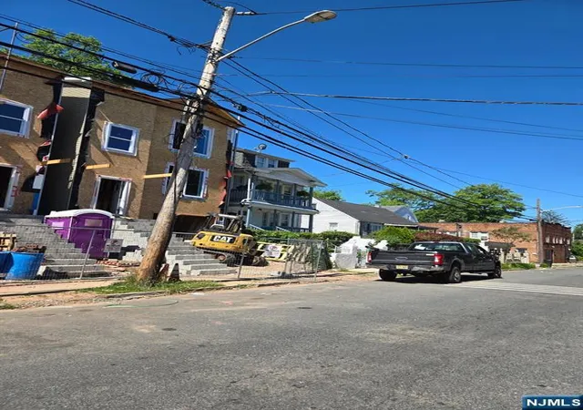 12th image of 16 Cliff St, Newark, NJ 07106 | MLS# 26020160