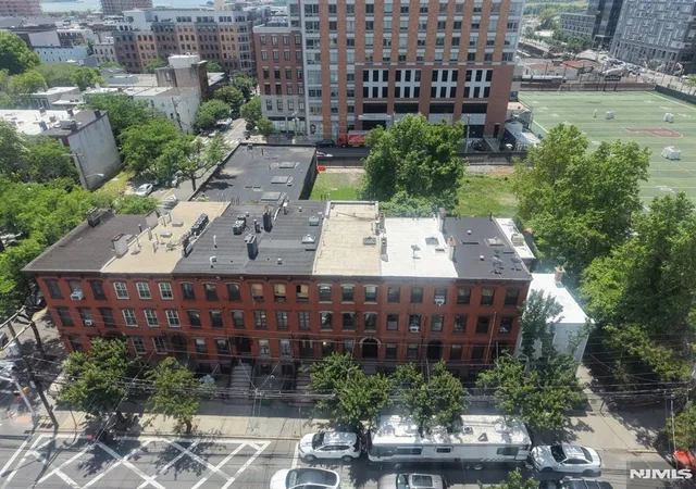 3rd image of 171 Grand St, Jersey City, NJ 07302 | MLS# 26020220
