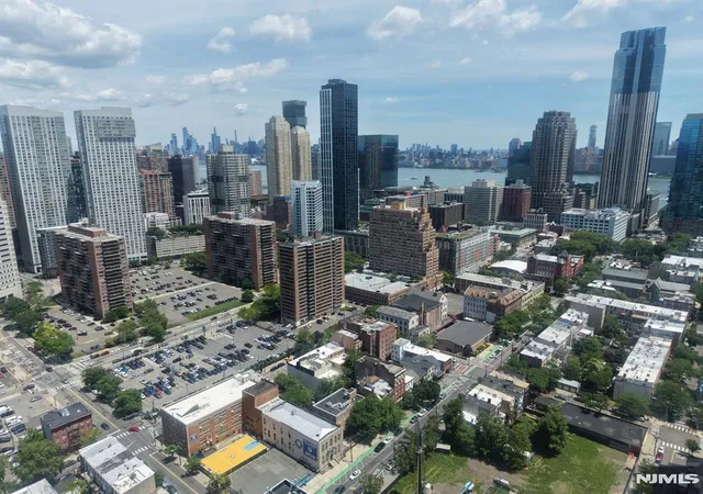 5th image of 171 Grand St, Jersey City, NJ 07302 | MLS# 26020220