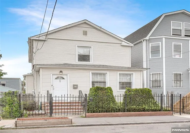 Homes for sale in Newark, NJ | 64 Norwood St, Newark, NJ 07106 | MLS# 26020235