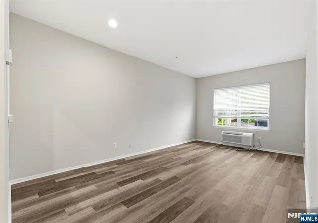 3rd image of 1208 Richmond #208, West Milford, NJ 07480 | MLS# 26020252