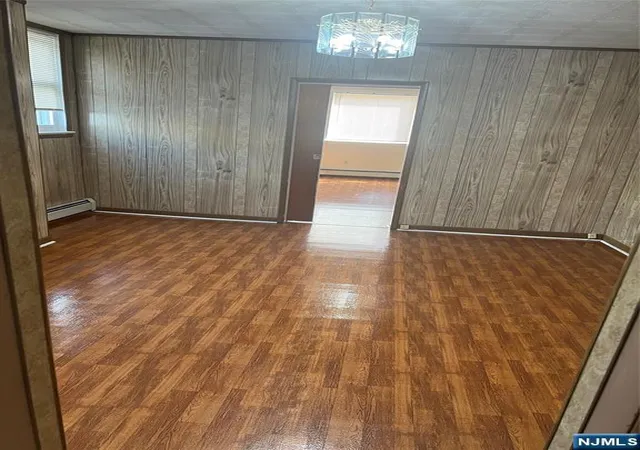 5th image of 195 Walnut St, Newark, NJ 07105 | MLS# 26020265