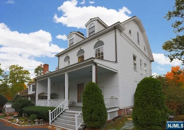 Photo 3 of Single family home for sale at 218 Paramus Rd, Paramus, NJ 07652 | MLS# 26020312 | Listing updated on 2026-08-24