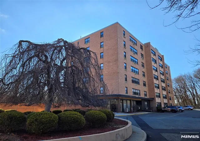 1st image of 2348 Linwood Ave, Fort Lee, NJ 07024