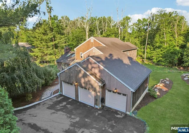 Homes for sale in Upper Saddle River, NJ | 22 W Iron Latch, Upper Saddle River, NJ 07458 | MLS# 26020332