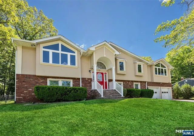 Homes for sale in Ringwood, NJ | 21 Marcia Rd, Ringwood, NJ 07456 | MLS# 26020378