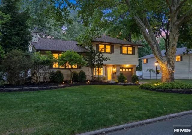 Homes for sale in River Vale, NJ | 600 Sloat Pl, River Vale, NJ 07675 | MLS# 26020414