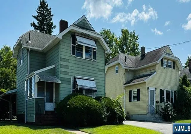 Photo 2 of Single family home for sale at 1 Woodside Ave, Little Falls, NJ 07424 | MLS# 26020433 | Listing updated on 2026-08-28