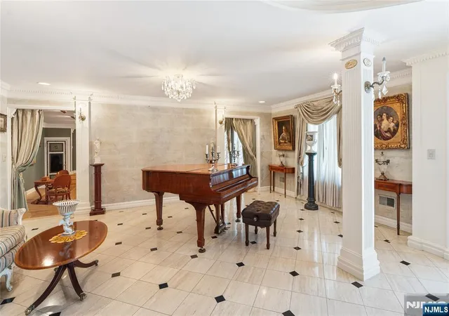 Homes for sale in Saddle River, NJ | 12 E Saddle River Rd, Saddle River, NJ 07458 | MLS# 26020463