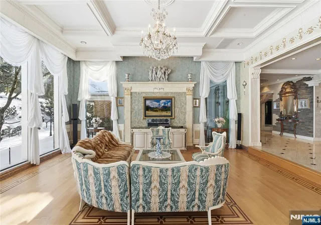 Homes for sale in Saddle River, NJ | 12 E Saddle River Rd, Saddle River, NJ 07458 | MLS# 26020463