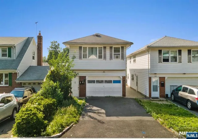 Homes for sale in Union, NJ | 304 Concord Ave, Union, NJ 07083 | MLS# 26020572