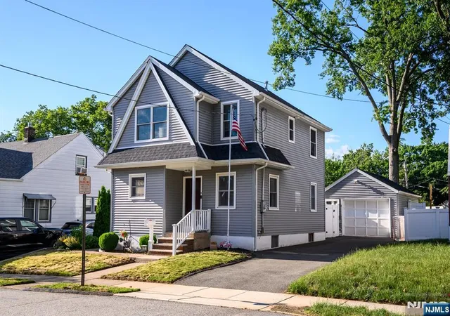 Homes for sale in Hawthorne, NJ | 29 Reid Pl, Hawthorne, NJ 07506 | MLS# 26020590