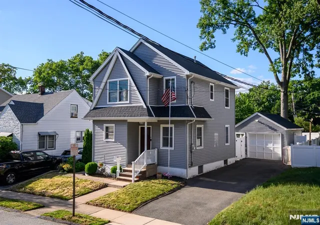 Homes for sale in Hawthorne, NJ | 29 Reid Pl, Hawthorne, NJ 07506 | MLS# 26020590