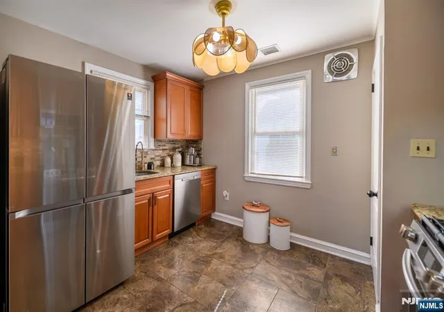 Homes for sale in Hawthorne, NJ | 29 Reid Pl, Hawthorne, NJ 07506 | MLS# 26020590