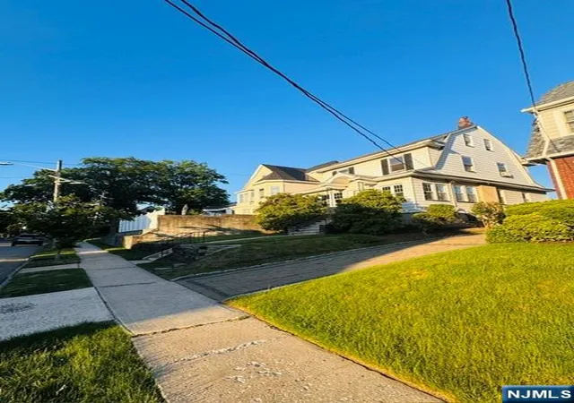Homes for sale in Kearny, NJ | 18 Pleasant Pl, Kearny, NJ 07032 | MLS# 26020636