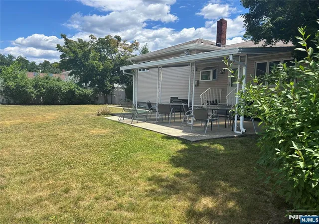 Homes for sale in Dumont, NJ | 50 Harding Ave, Dumont, NJ 07628 | MLS# 26020661
