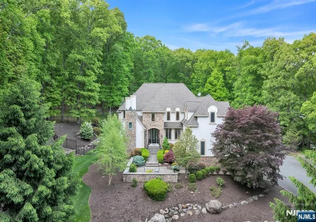 2nd image of 127 Waughaw Rd, Towaco, NJ 07082 | MLS# 26020675