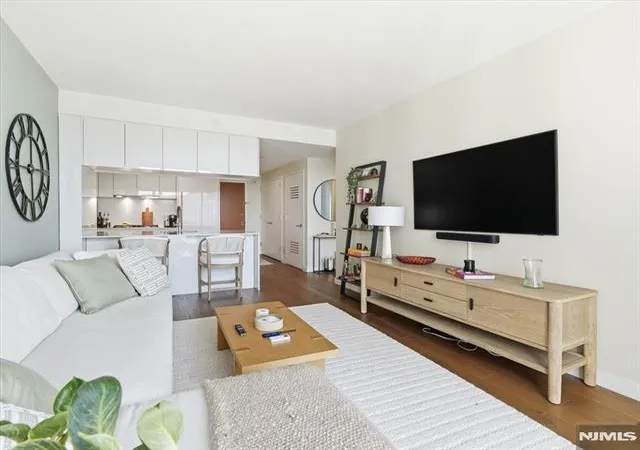 Photo 3 of Condo for sale at 99 Hudson St #2309, Jersey City, NJ 07302 | MLS# 26020705 | Listing updated on 2026-06-20