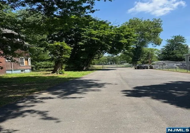 3rd image of 600 Park Ave, East Orange, NJ 07017 | MLS# 26020711