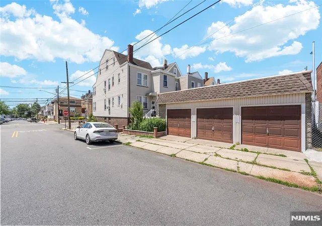 Homes for sale in Kearny, NJ | 105 Bergen Ave, Kearny, NJ 07032 | MLS# 26020793