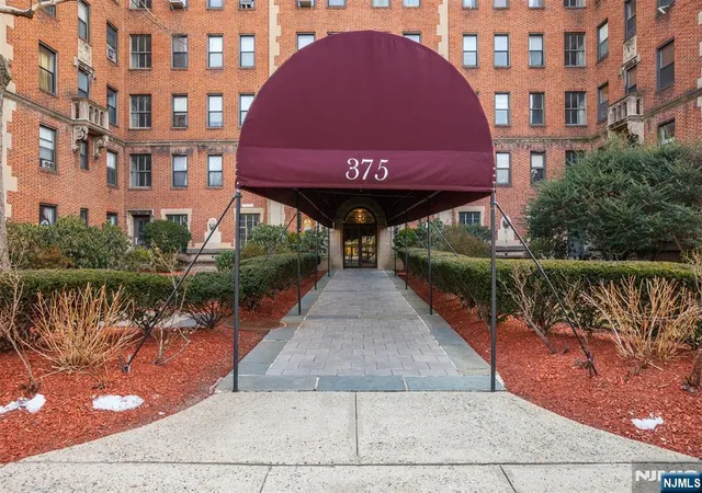 1st image of 363 377 Mount Prospect #2AW, Newark, NJ 07104 | MLS# 26020828