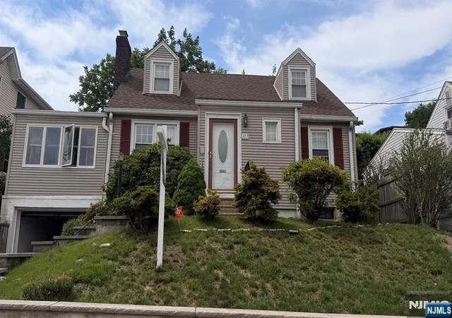 Homes for sale in Wood Ridge, NJ | 103 6th St, Wood Ridge, NJ 07075 | MLS# 26020830