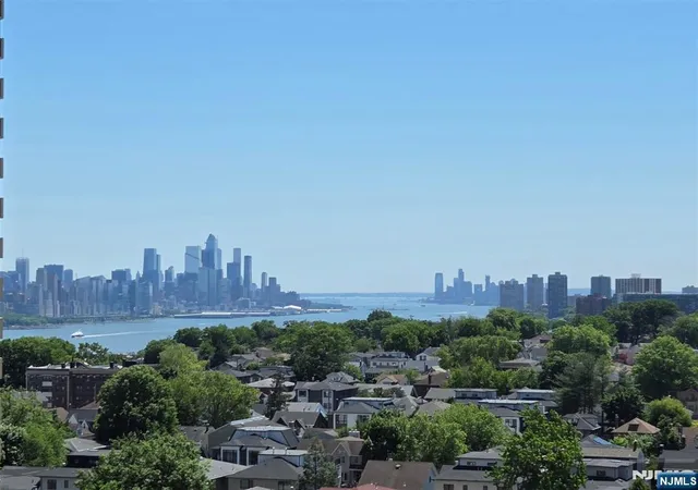 Homes for sale in Cliffside Park, NJ | 300 Winston Dr #1418, Cliffside Park, NJ 07010 | MLS# 26020861