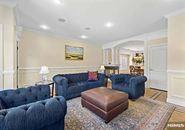 Homes for sale in Cliffside Park, NJ | 90 Washington Ave, Cliffside Park, NJ 07010