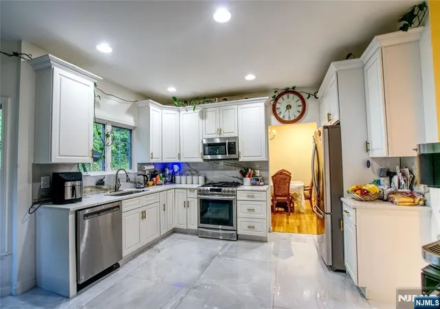 5th image of 7 Patrick Ave, Emerson, NJ 07630 | MLS# 26020929