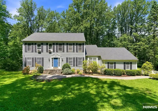 Homes for sale in Sparta, NJ | 17 Grandview Ter, Sparta, NJ 07871 | MLS# 26020942