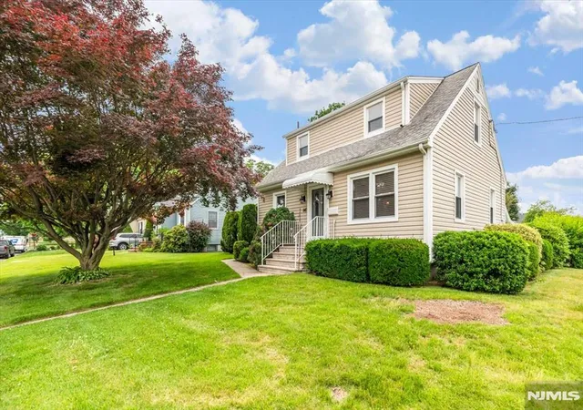 Homes for sale in Maywood, NJ | 849 Wyoming Ave, Maywood, NJ 07607 | MLS# 26020956
